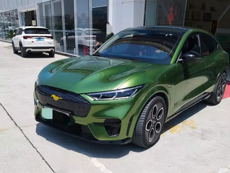 Ford Mustang Mach-E 2021 Long Range RWD Luxury Edition