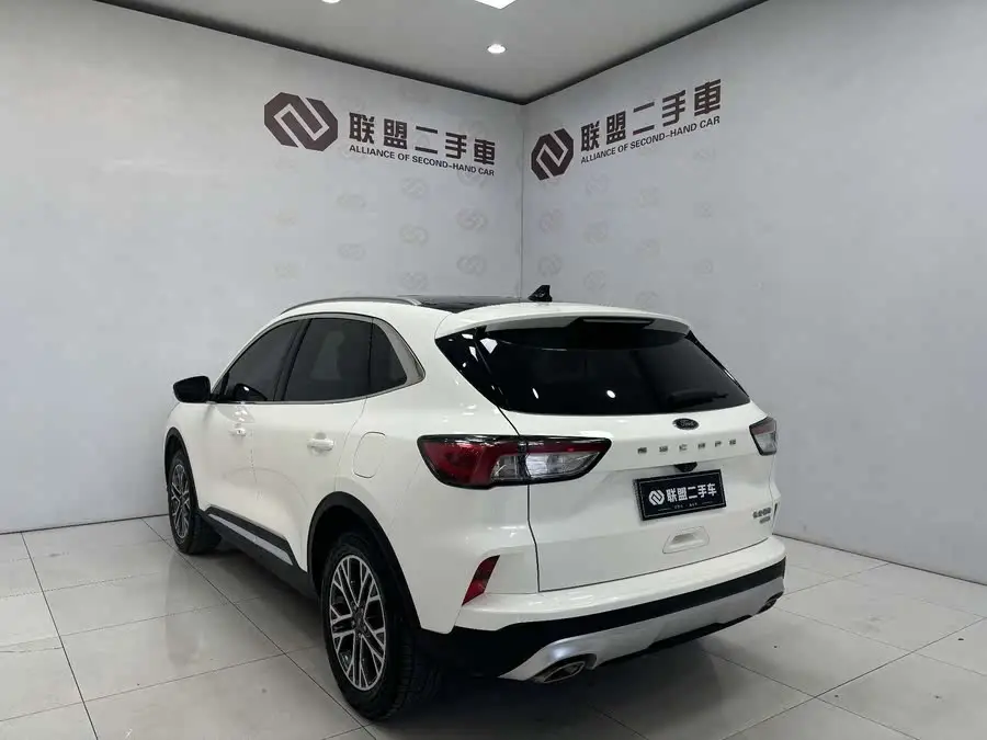 فورد إيسكيب 2020 إيكوبوست 245 دفع رباعي بريميوم