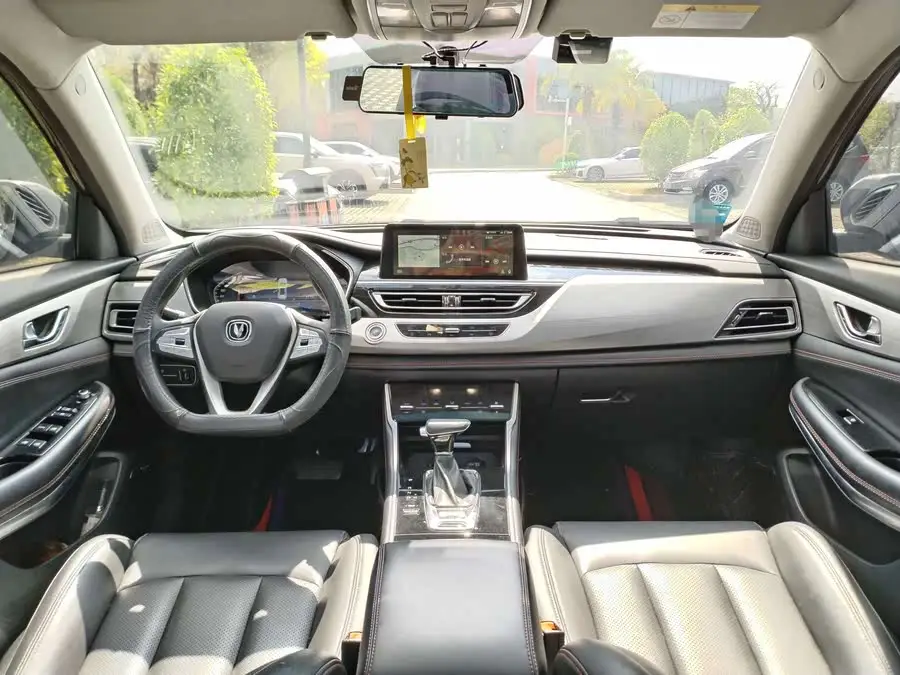 تشونغان CS75 2020 280T DCT النسخة المميزة الوطنية السادسة