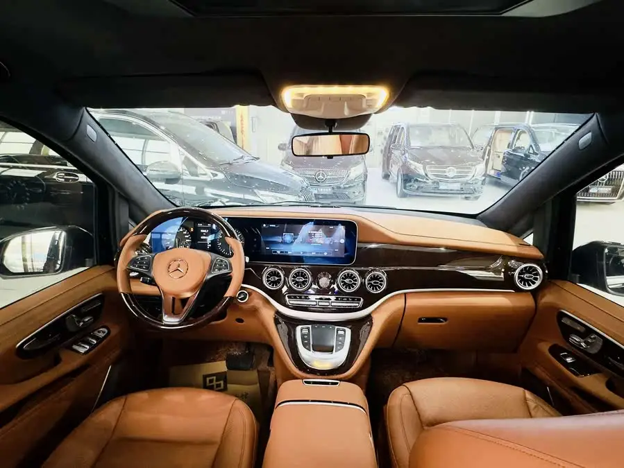 Vito 2023 2.0T Business Version 7-Seater