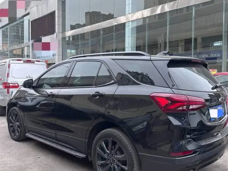 2021 Chevy Tracker 550T RS AWD Intelligent Defender Edition
