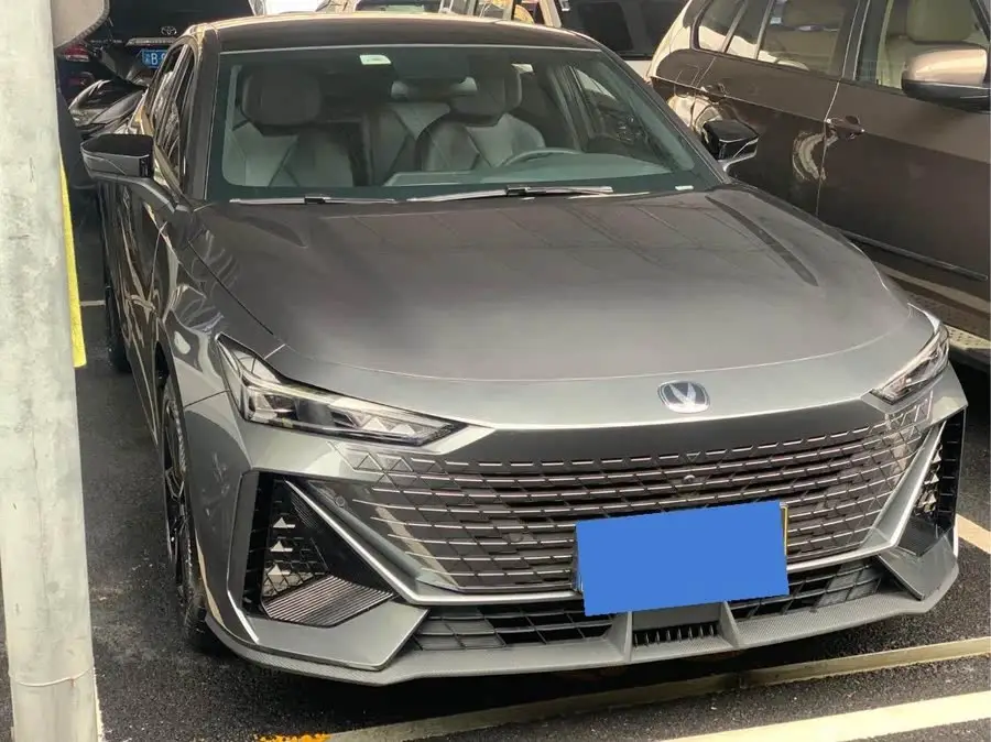 Changan UNI-V 2022 1.5T Premium