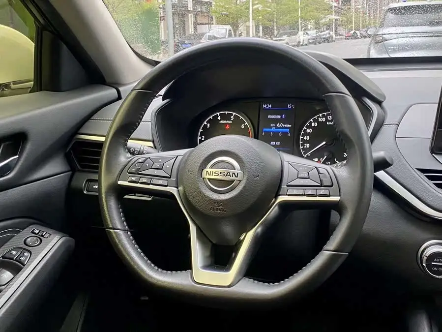 تينّا 2020 فئة XL المريحة سعة 2.0 لتر