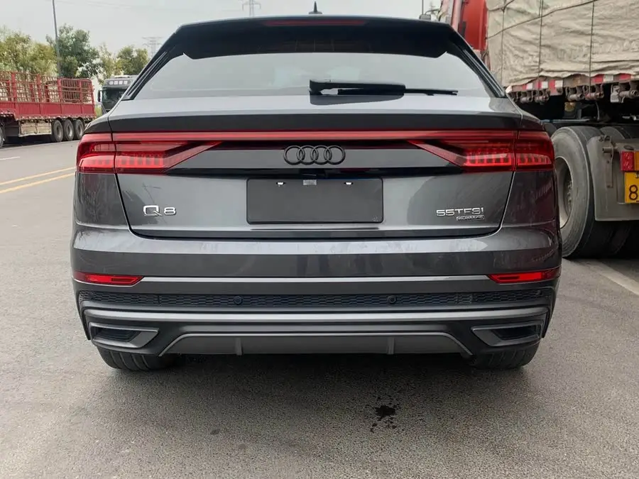 أودي Q8 2022 55 TFSI الفاخرة الديناميكية