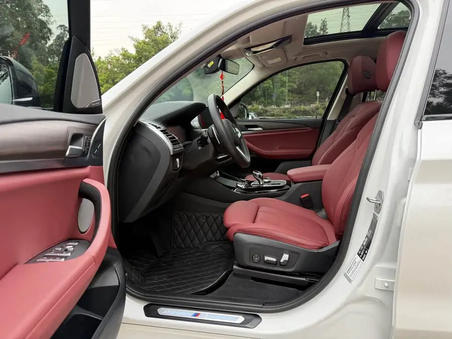 BMW X3 2022 Model Update II xDrive30i Leading Edition M Shadow Package