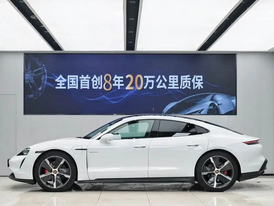 2019 Taycan Taycan 4S