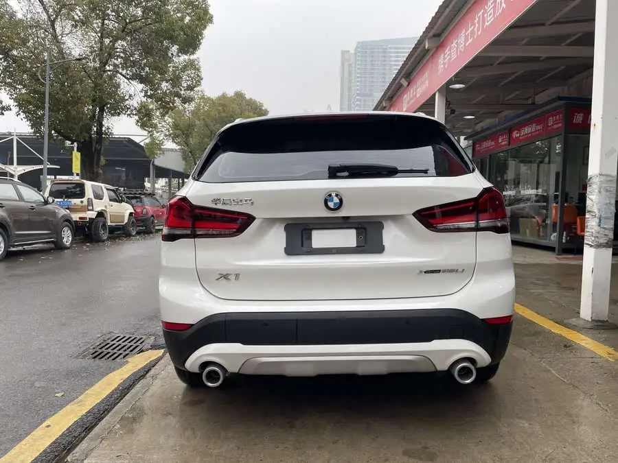 BMW X1 2022 xDrive25Li Luxury