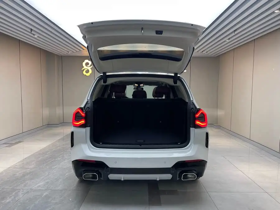 بي إم دبليو X3 2023 xDrive25i حزمة M الرياضية