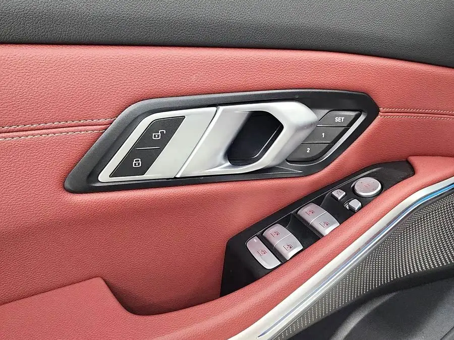 بي إم دبليو i3 2024 eDrive 35 L