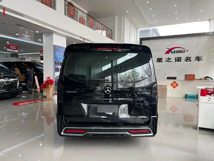 فيتو 2024 2.0T إصدار الأعمال 7 مقاعد