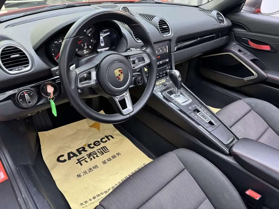 Porsche 718 2019 Boxster T 2.0T