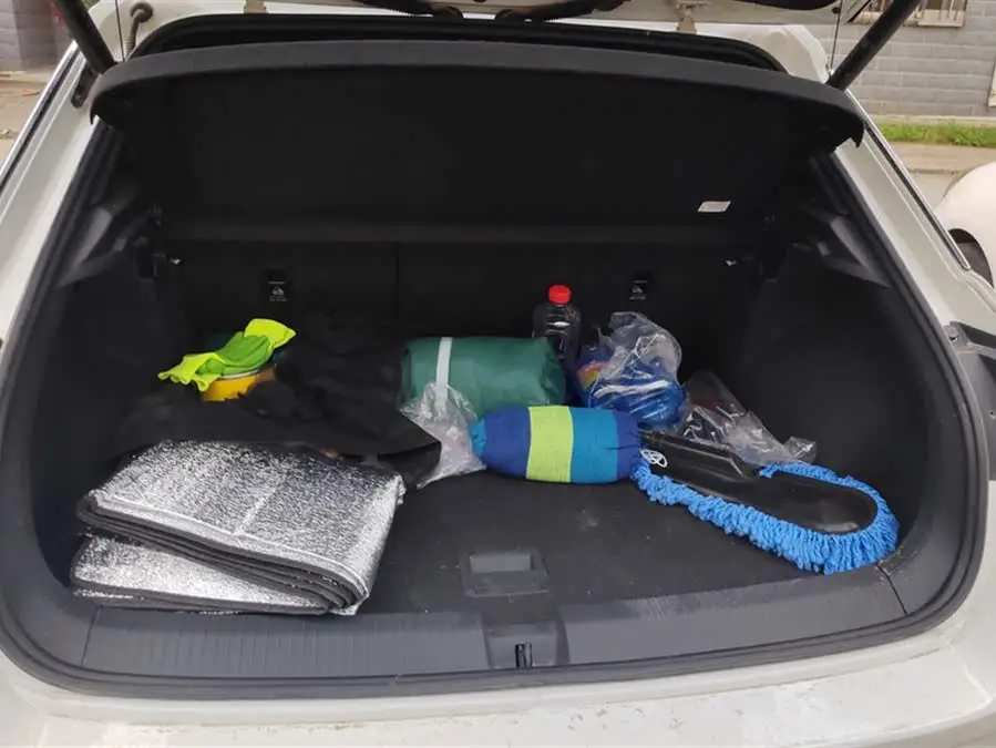 T-ROC 2023 موديل 300TSI DSG دفع ثنائي نسخة تشوانغ جوانغ