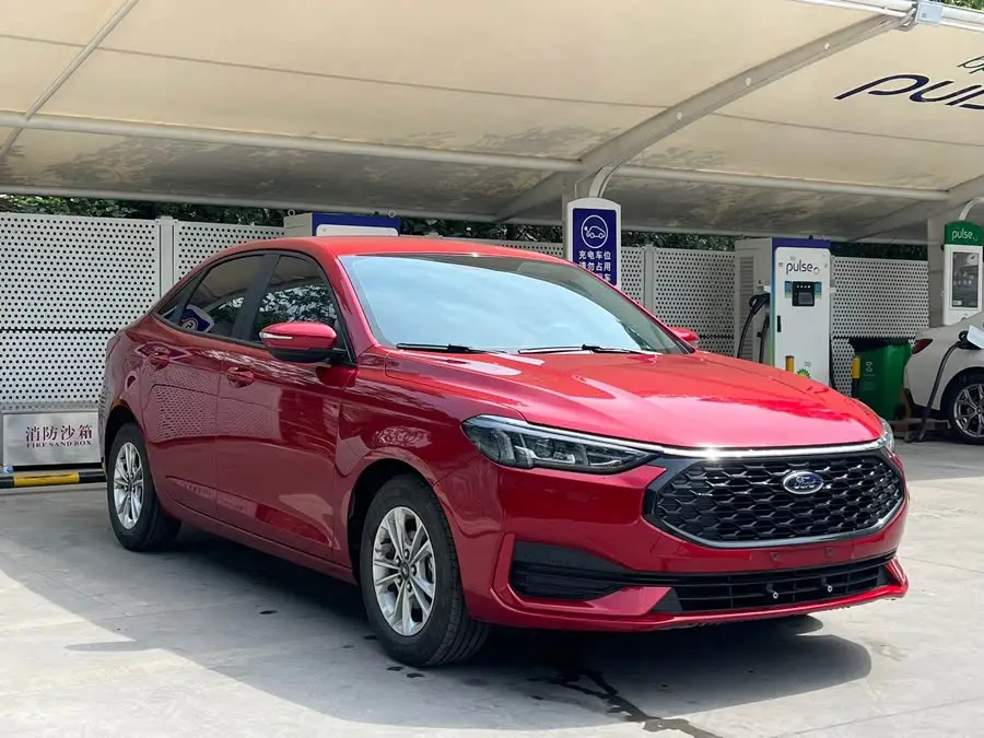 Ford Focus 2021 1.5L Automatic Diamond Edition