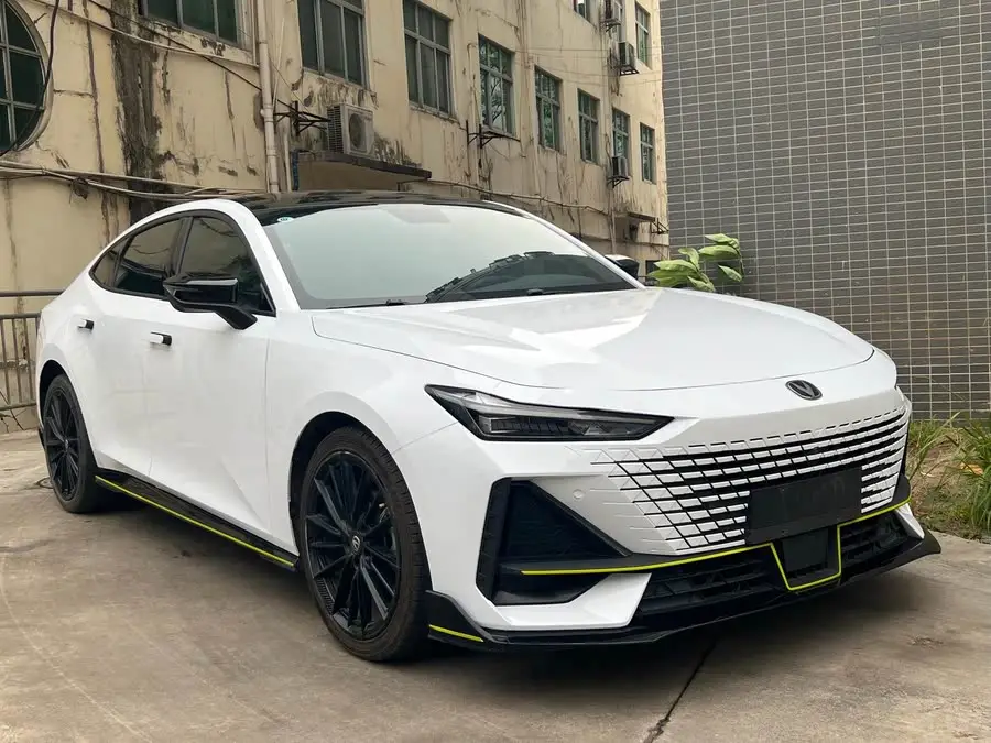 Changan UNI-V 2022 1.5T Sport Edition