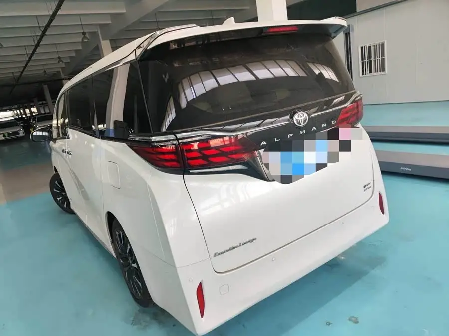 ألفارد 2024 هايبرد 2.5 لتر إصدار بريميوم