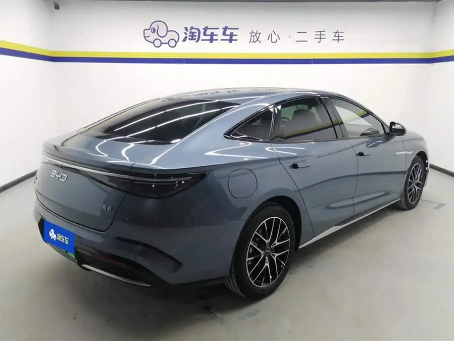 سلحفاة 2023 DM-i 1.5T 121كم فلاجشيب