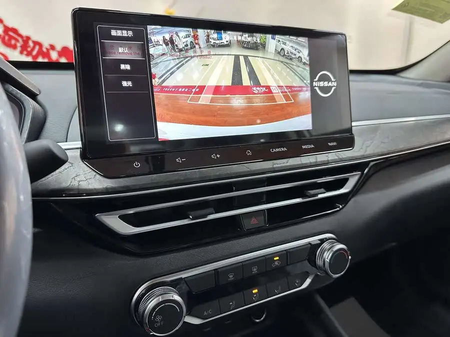 تينلاي 2024 2.0 لتر XE النسخة الحقيقية