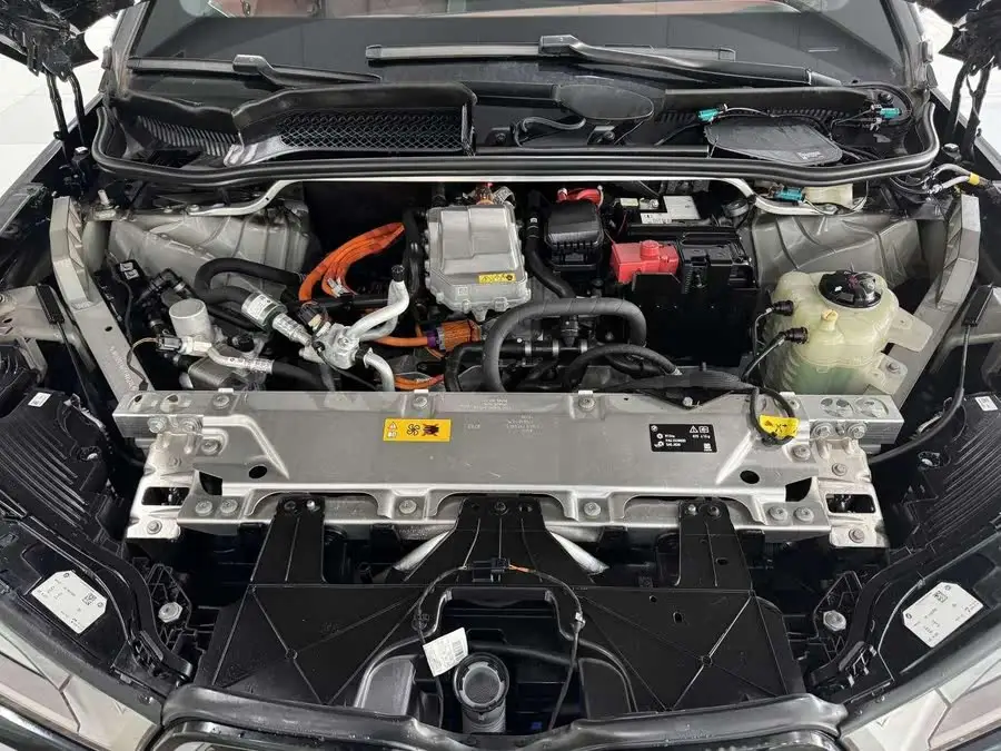 بي إم دبليو آي إكس 2022 إكس درايف 50