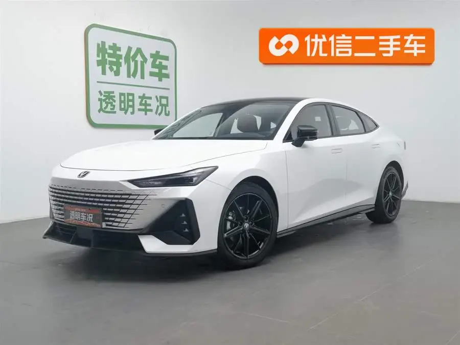 Changan UNI-V 2022 1.5T Premium