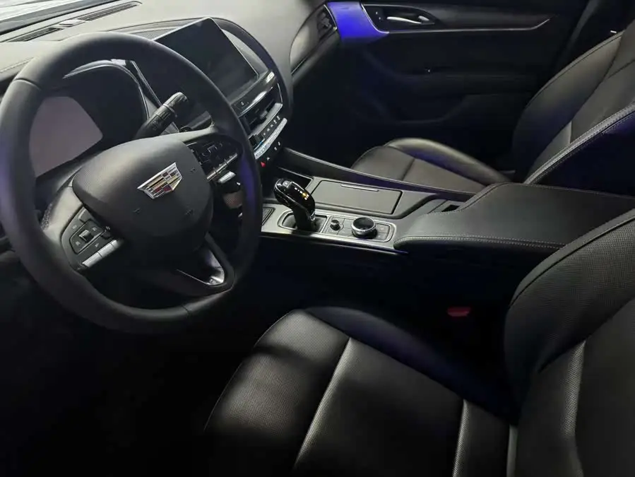 Cadillac CT5 2023 28T Luxury (Standard Edition)