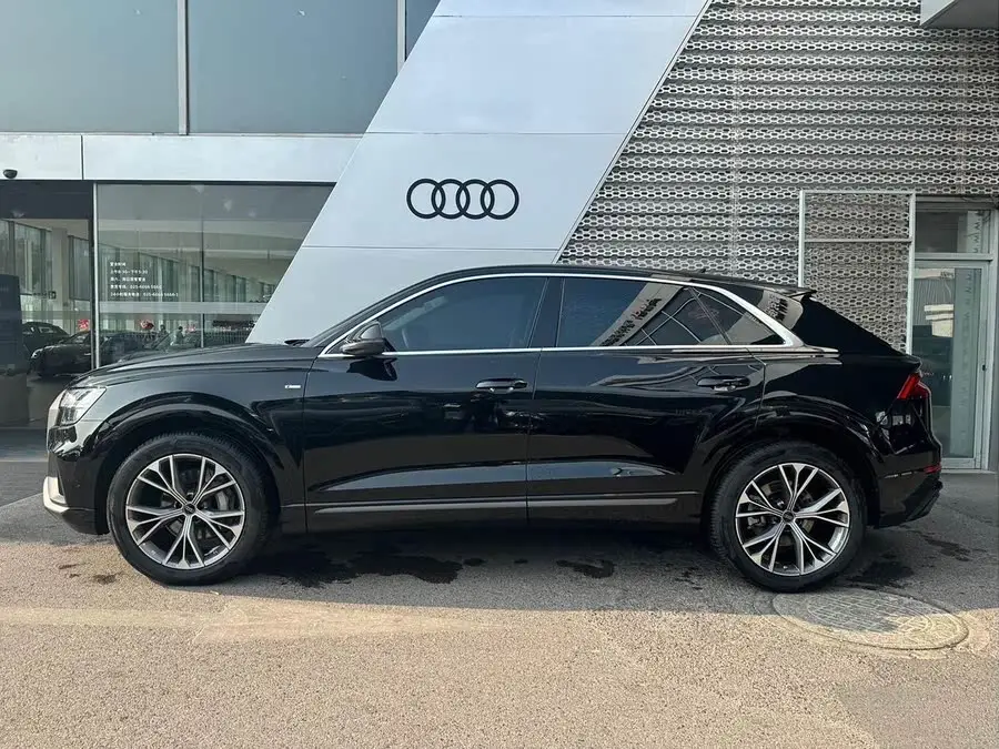 أودي Q8 2023 55 TFSI فئة الديناميكية الفاخرة