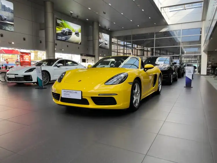 Porsche 718 2022 Boxster 2.0T