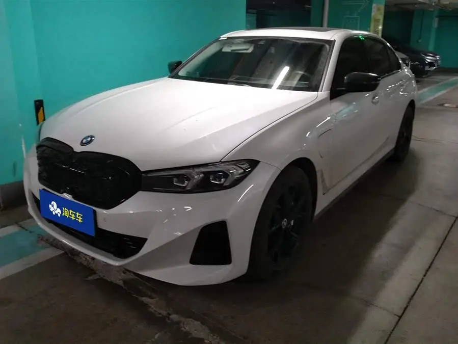 بي إم دبليو i3 2022 eDrive 35 L