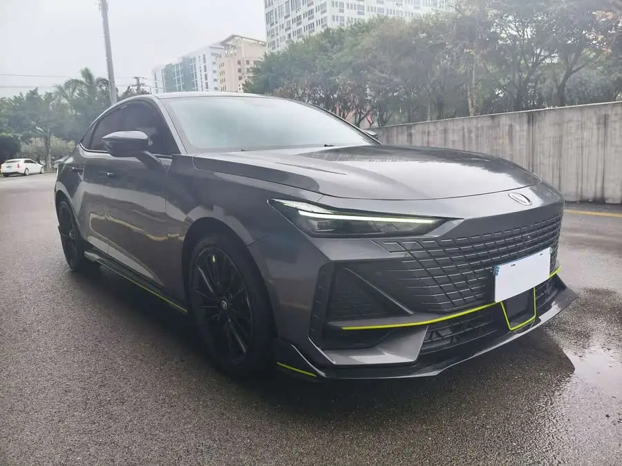 Changan UNI-V 2022 1.5T Sport Version