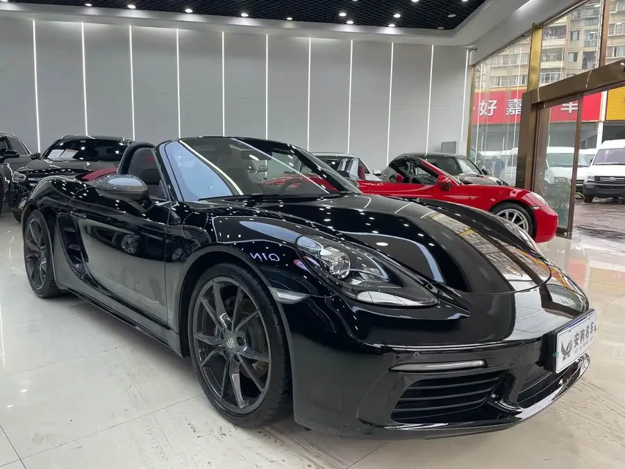 Porsche 718 2019 Boxster T 2.0T