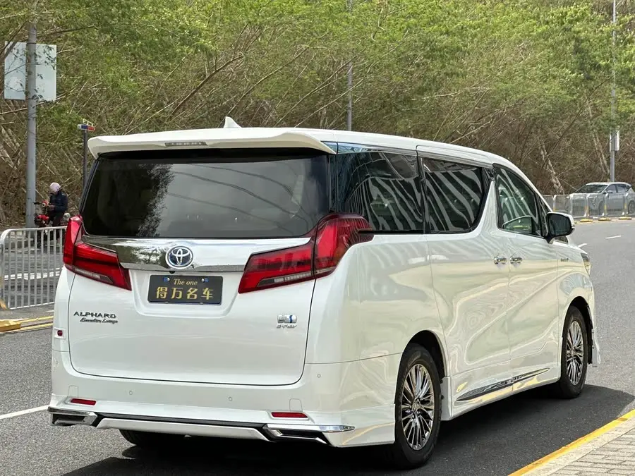 ألڤارد 2021 فئة الدفع المزدوج 2.5 لتر بريميوم