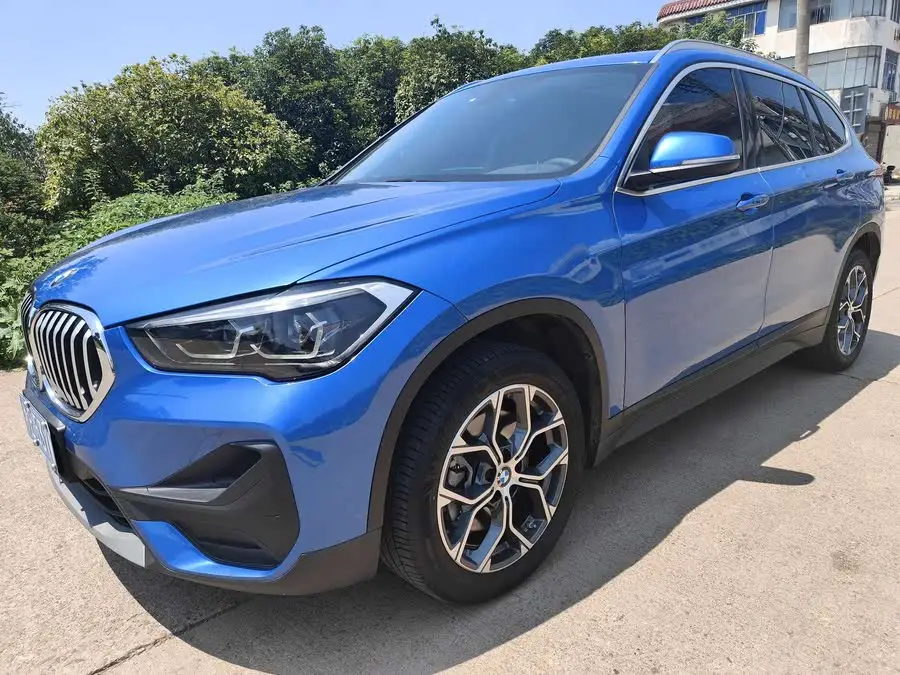 بي إم دبليو X1 2020 sDrive25Li طراز رائد