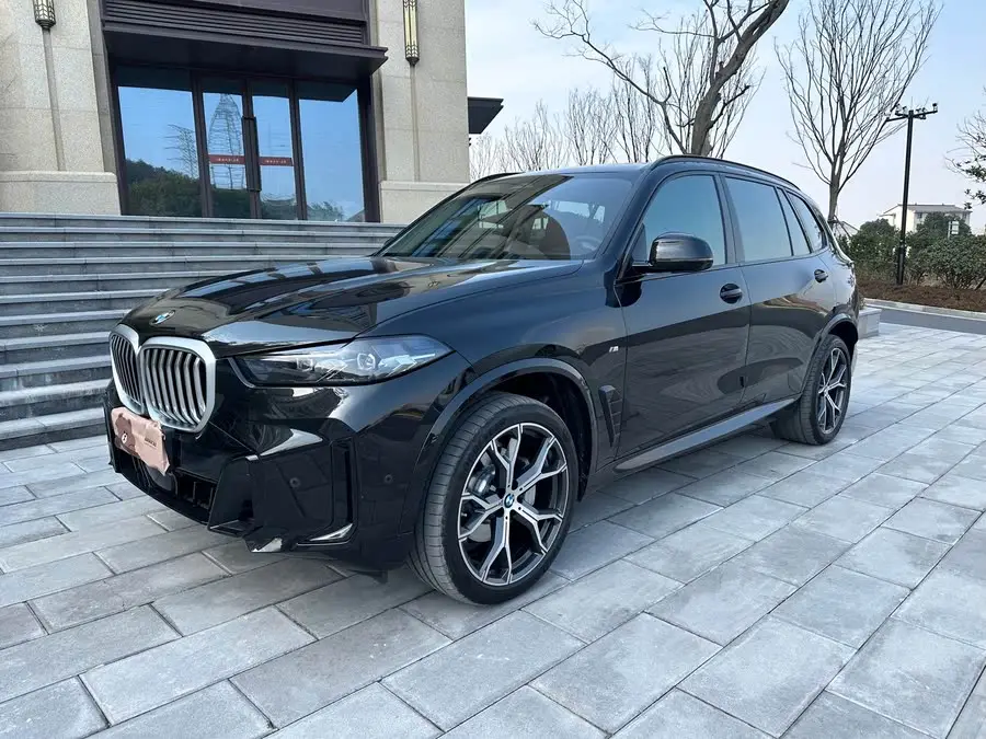 BMW X5 2023 xDrive 30Li Luxury M Sport Package
