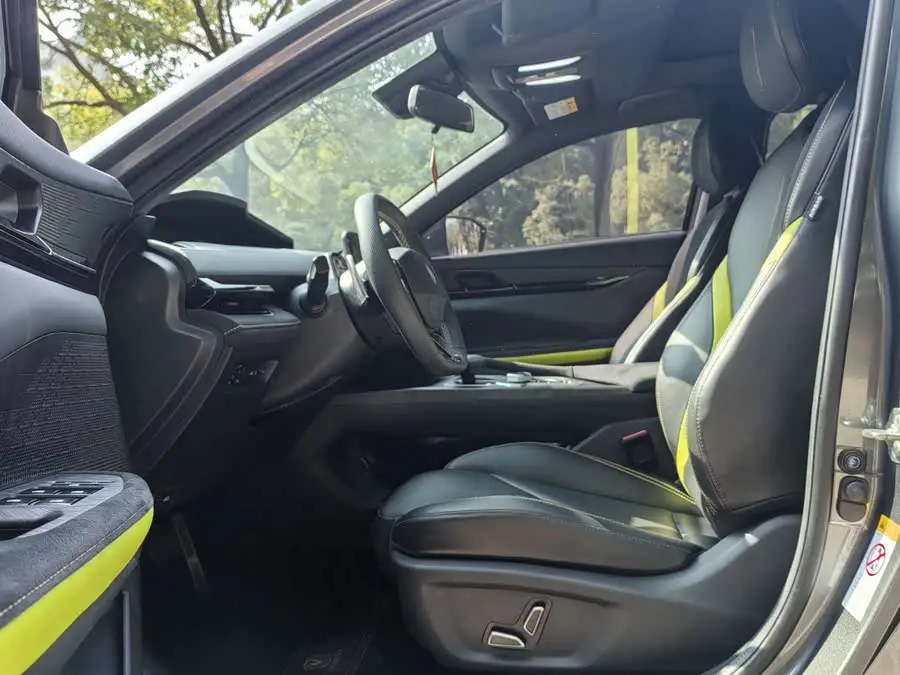 Changan UNI-V 2022 1.5T Sports Edition