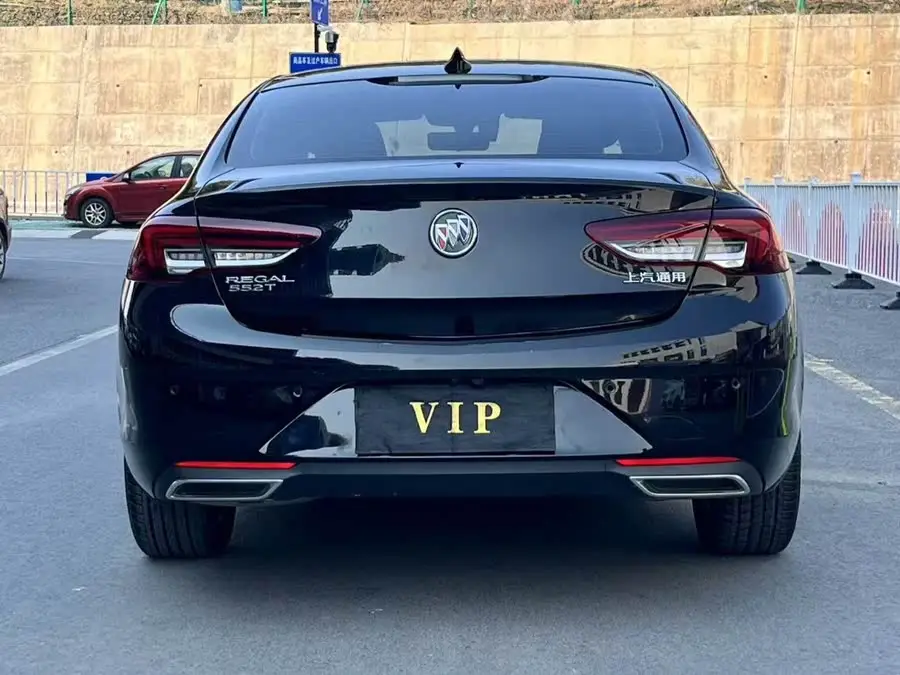 بيوك ريجال 2023 552T النسخة الذكية