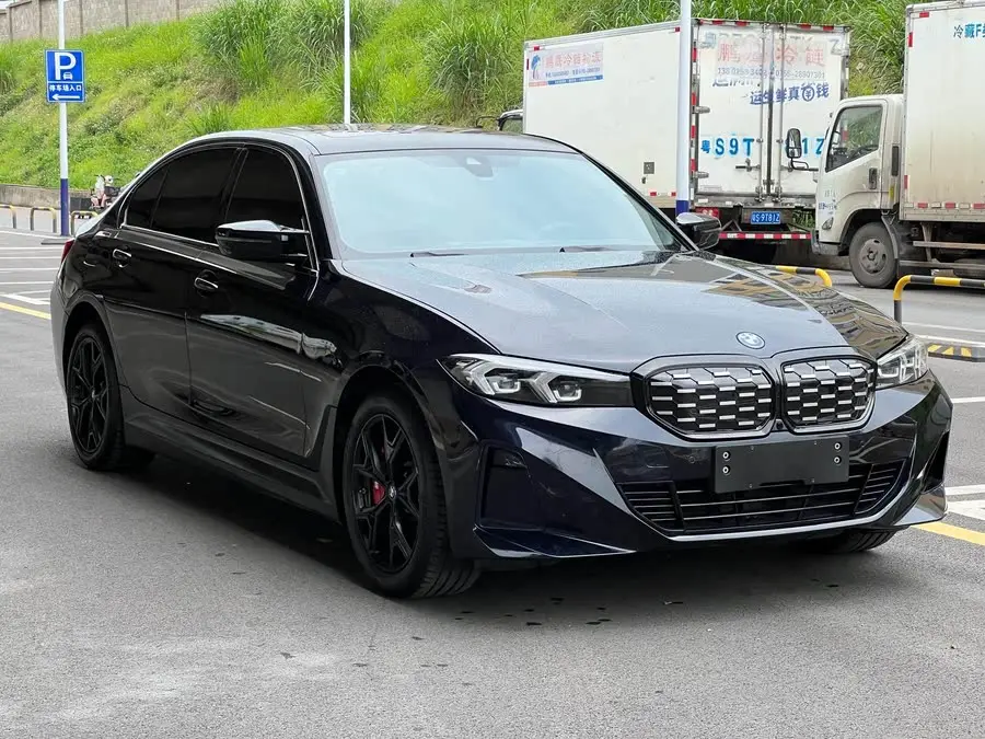 بي إم دبليو i3 2024 eDrive 35 L