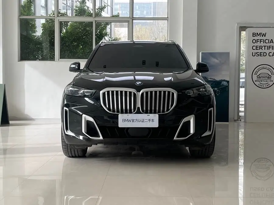 BMW X5 2023 xDrive 30Li Luxury M Sport Package