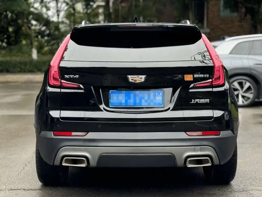 كاديلاك XT4 2020 طراز مُعدل 28T دفع ثنائي رائد