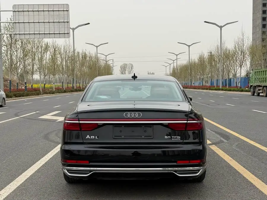 أودي A8 موديل 2019 النسخة المحدثة بلس A8L 50 TFSI quattro المريحة