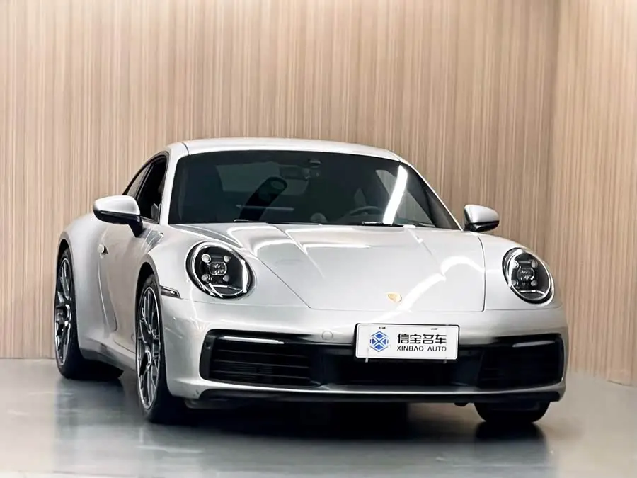 بورش 911 2023 كاريرا 3.0T