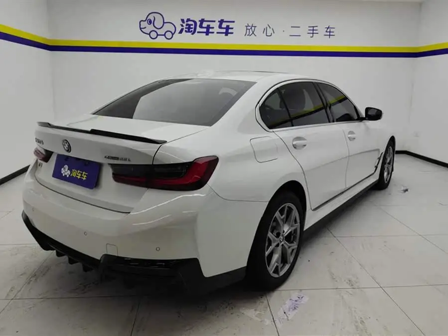 بي إم دبليو i3 2024 eDrive 35 L