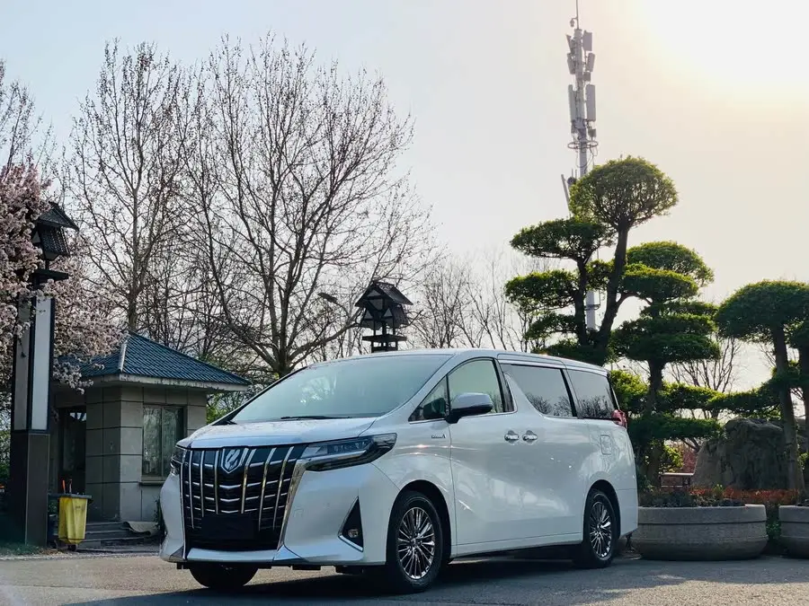 ألفارد 2021 هايبرد 2.5 لتر إصدار بريميوم