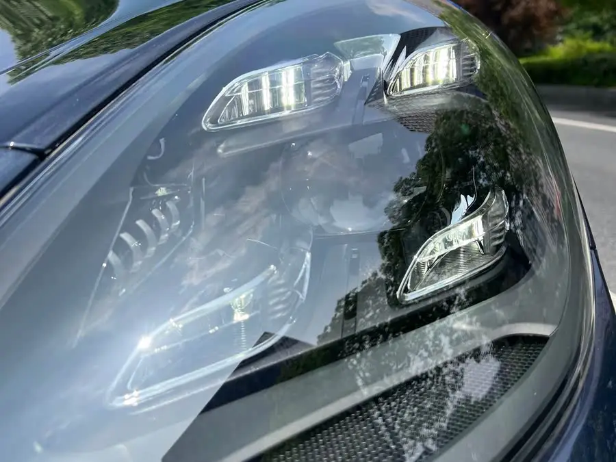 2023 Panamera 4 Executive Platinum Edition 2.9T