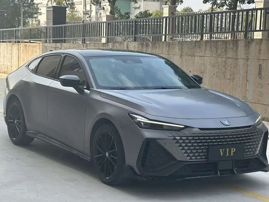 Changan UNI-V 2022 2.0T Leading Speed Edition