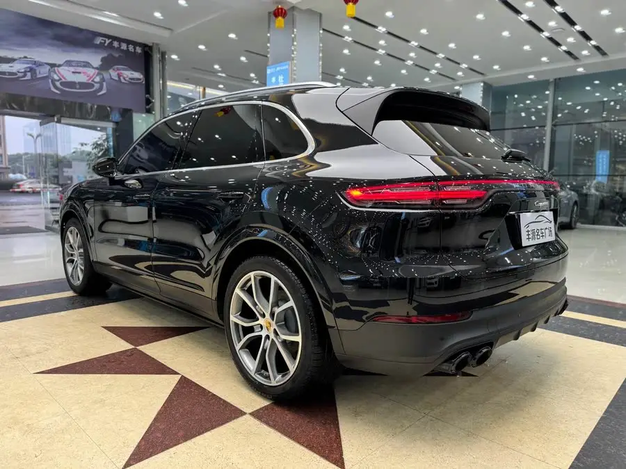 2022 Cayenne Cayenne 3.0T Platinum Edition