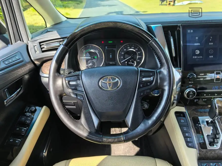 ألفارد 2021 هايبرد 2.5 لتر بريميوم إديشن