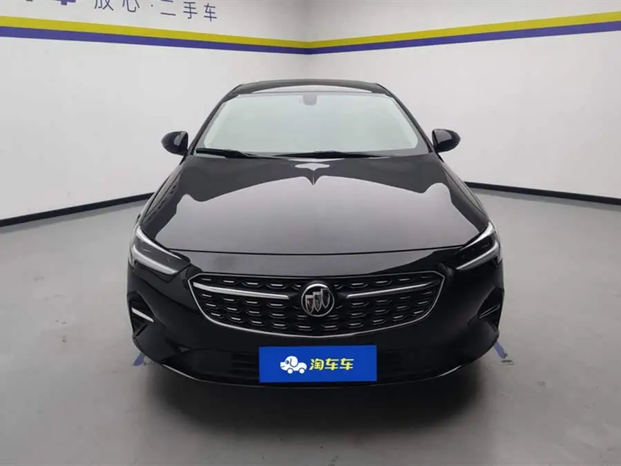 بيوك ريجال 2022 552T إصدار ذكي