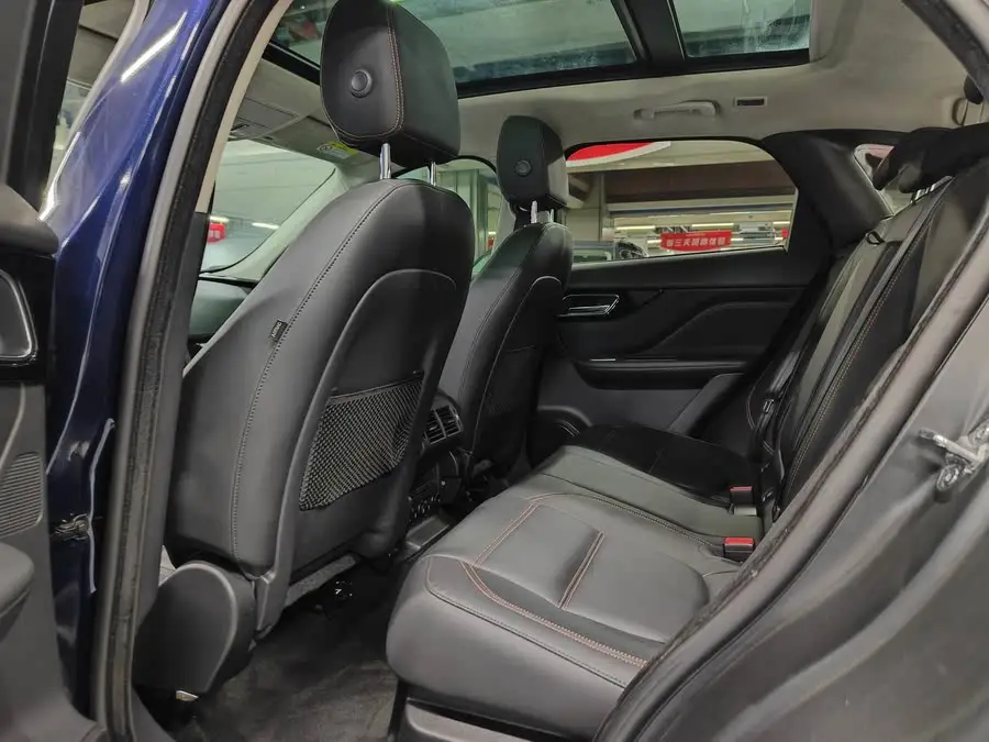 Jaguar F-PACE 2019 2.0T AWD Urban Luxury Edition