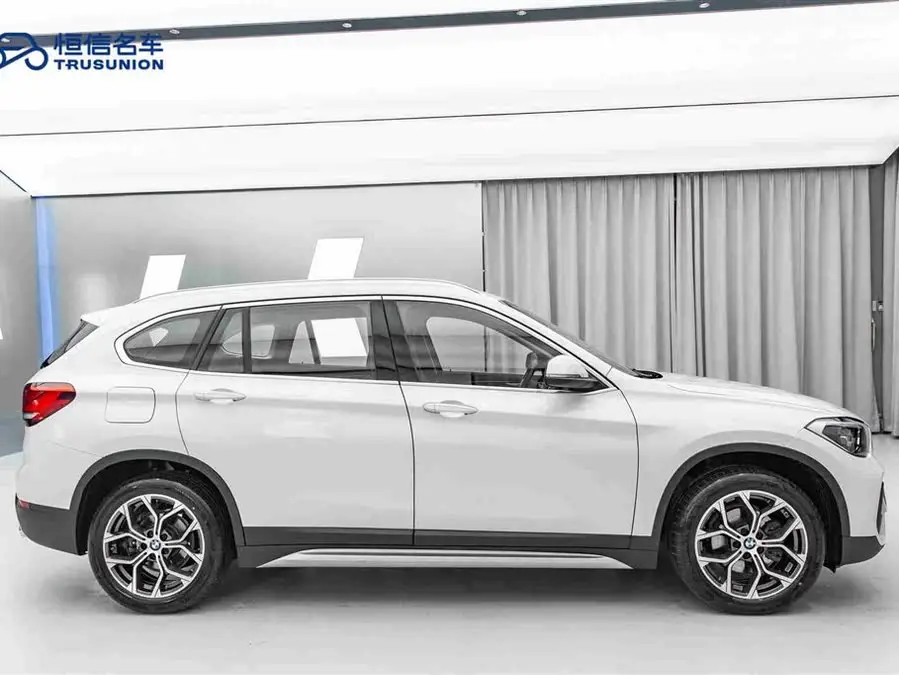 بي إم دبليو X1 2020 sDrive20Li الفاخرة