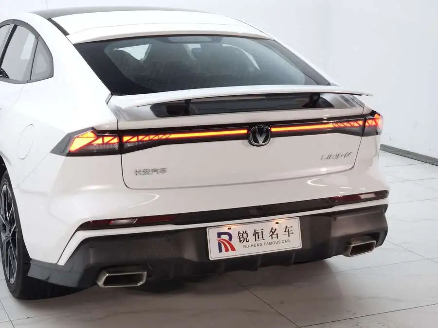 Changan UNI-V 2024 1.5T Premium