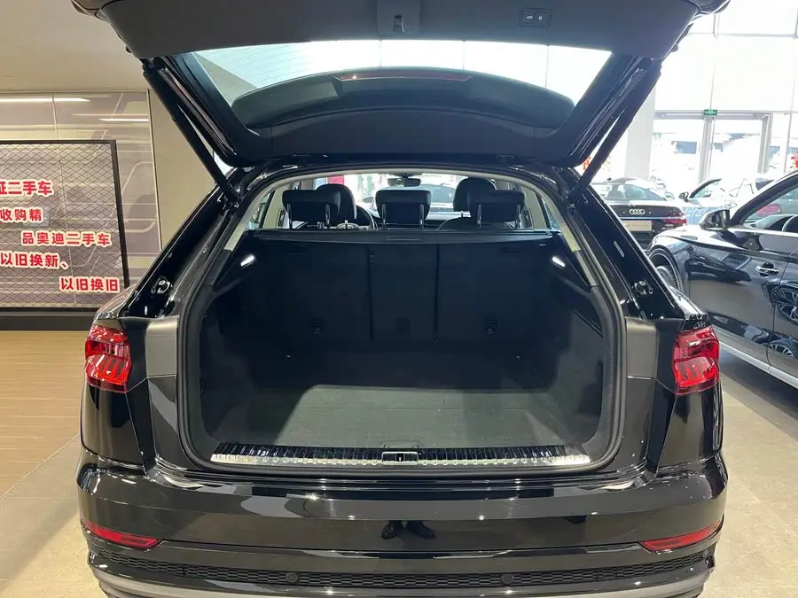 أودي Q8 2023 55 TFSI الفاخرة الديناميكية